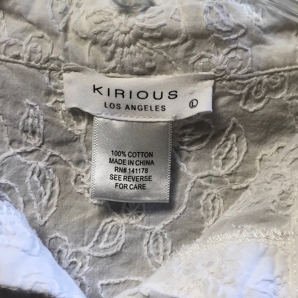 Ladies eyelet blouse, white sz Large, cropped top. - Picture 3 of 3